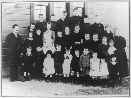 Fitzherbert East School