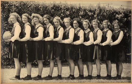 Palmerston North Technical School Netball F, 1945