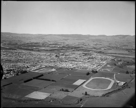 Argosy Aerial - Pioneer Highway, trotting track area