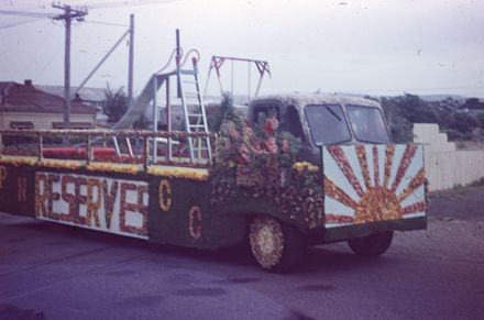 Floral Parade - City Council Float