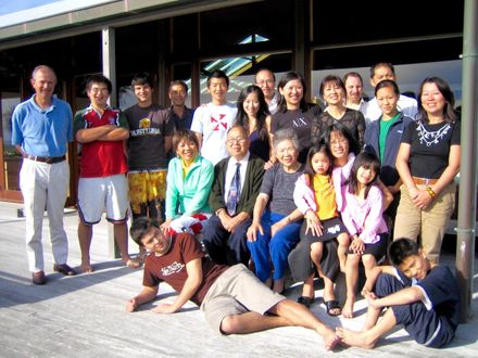 Sun and Kathleen Ngan with children and grandchildren