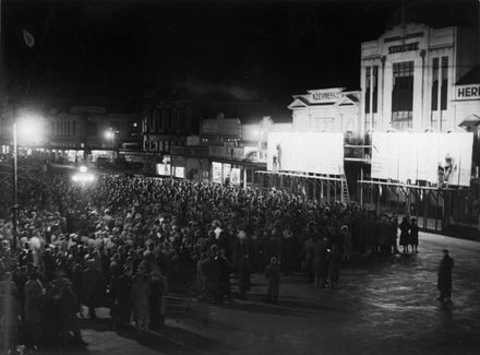 Crowds await 1938 Election Results