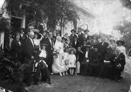 L G West family wedding party and guests