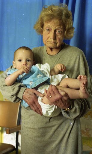 Madge visits the children's ward