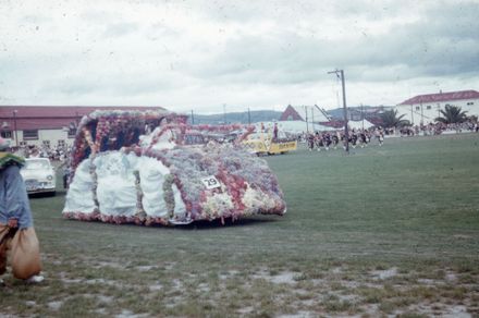 Floral Festival Parade - The Plunket Queen, Miss D. Sunley