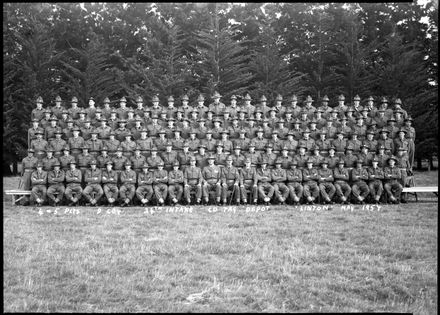 4th and 5th Platoons, D Company, 24th Intake, Central District Training Depot, Linton - Resource cover image