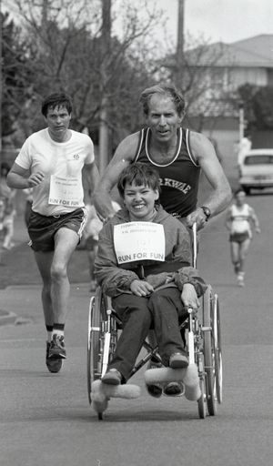 But we (phew!) made it - Manawatu Evening Standard Fun Run 1984 - Resource cover image