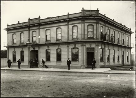 Whytes Hotel, Foxton