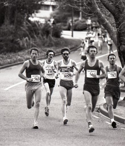2022N_2017-20_039634 - Manawatu Lion Brown half-marathon 1984