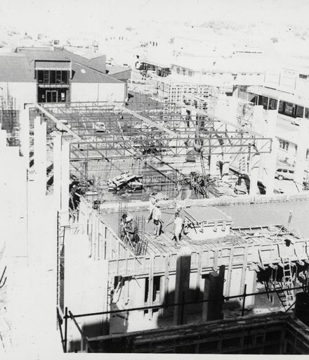 Construction of the Civic Administration Building in The Square