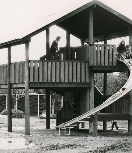 Playground, Victoria Esplanade