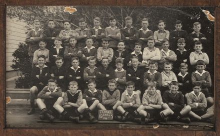 Terrace End School - Standard 6, 1933