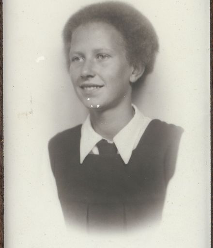 Joyce Watts - Terrace End School Dux, 1938