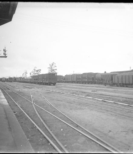 Railway Platform, Frankton Junction Station, looking north.