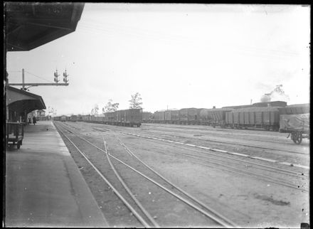 Railway Platform, Frankton Junction Station, looking north.