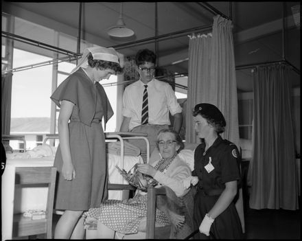 "Junior Red Cross At Awapuni"