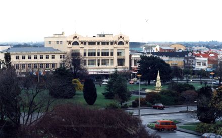 Te Marae o Hine / The Square