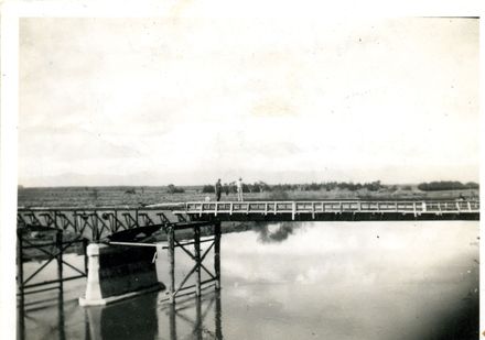 Taken by R. Grammer from the old bridge at Whirokino