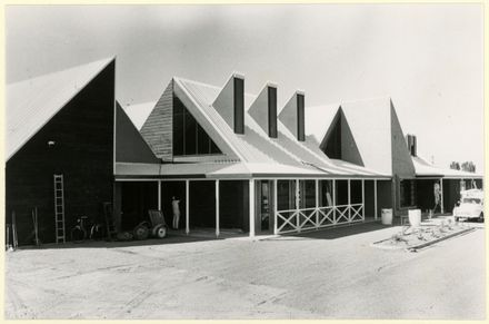 Cloverlea Tavern, Corner of Tremaine Avenue and Gillespies Line