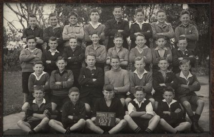 Terrace End School - Form 2, 1937