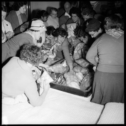 "Many Sought Bargains" Garners Department Store - Resource cover image