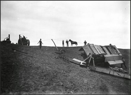 Hauling a damaged threshing mill up a hill, Mt Biggs Road