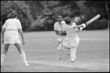 Aussies too polished in all facets - Resource cover image