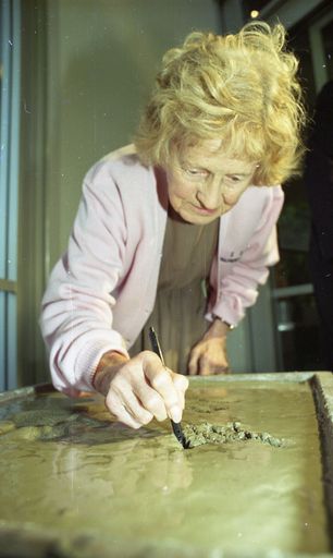 Madge Allsop hands in concrete for Broadway