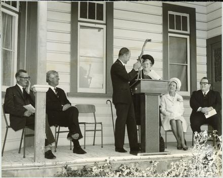 Museum in Amesbury Street - Resource cover image