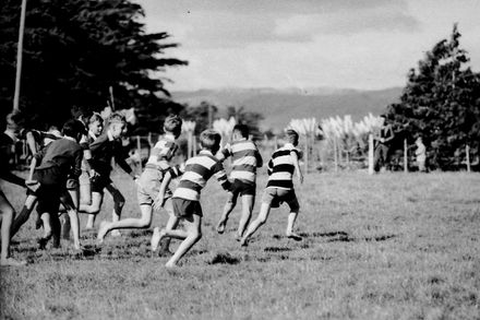 Barefoot Rugby at Newbury School