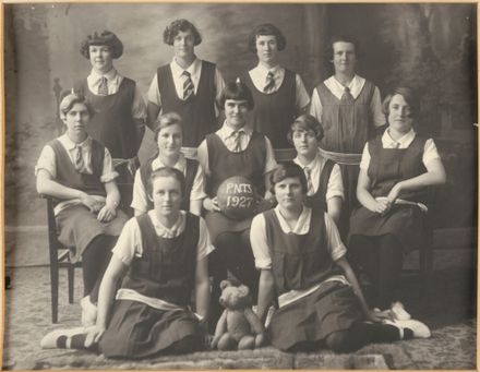Palmerston North Technical School Netball Team, 1927