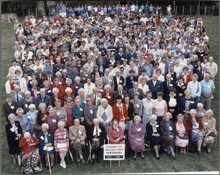 Fitzherbert East / Aokautere School Centenary - Group photograph