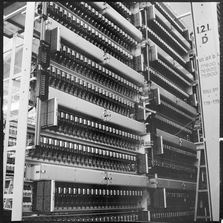 2018N_2017-20_MS000813b - Telephone Exchange