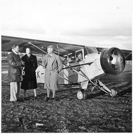 McCleod, Laura Stannard and Ernest V. 'Pop' West with a Middle Districts Aero Club aircraft