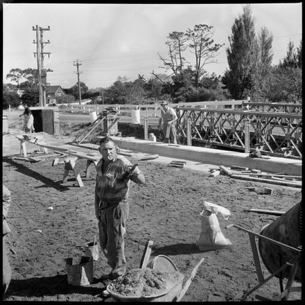"Whakarongo Bridge Nears Completion"