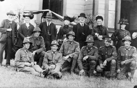 Farewell to local soldiers, Mauriceville West