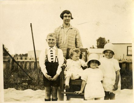 Amey family members