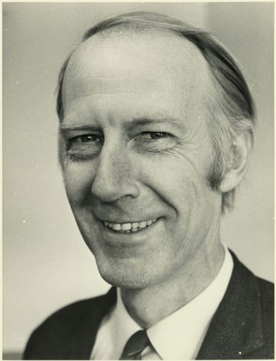 Dr Selwyn Robert Leeks, Director of the Manawaroa Centre for Psychological Medicine