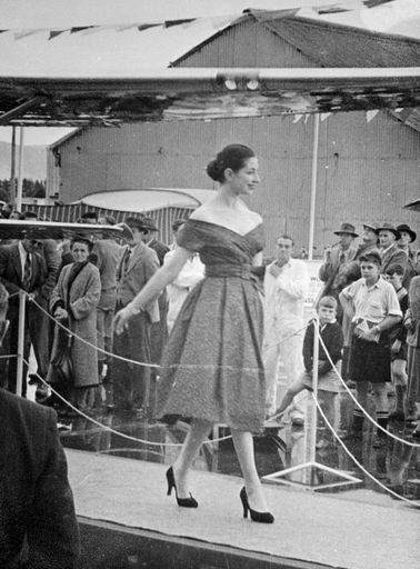 Women modelling clothes, Milson Airport