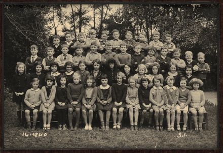 Terrace End School - Standard 1, 1940
