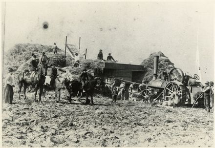 Making haystacks, Sanson