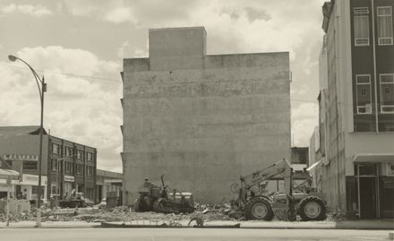 Demolition of Hotel Imperial, Rangitikei Street