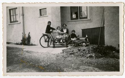 Ron, Audrey, Clarice and Barbara Weston-Webb