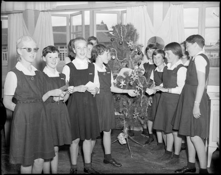 "The First Christmas Party" Intermediate School Cooking Class - Resource cover image