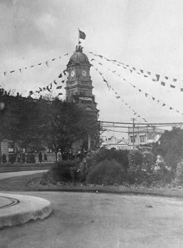 Palmerston North Post Office decorated for the visit of Prince of Wales