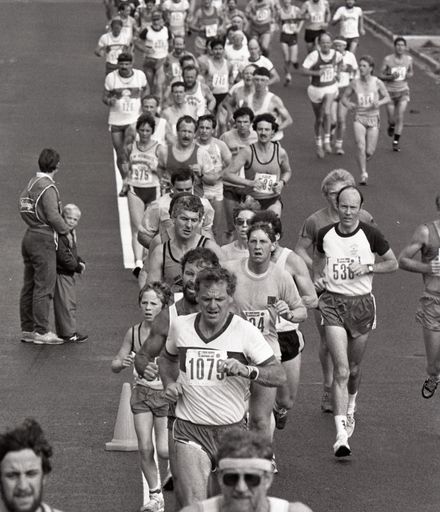 2022N_2017-20_040140 - Family flavour to run - Half-marathon 1986