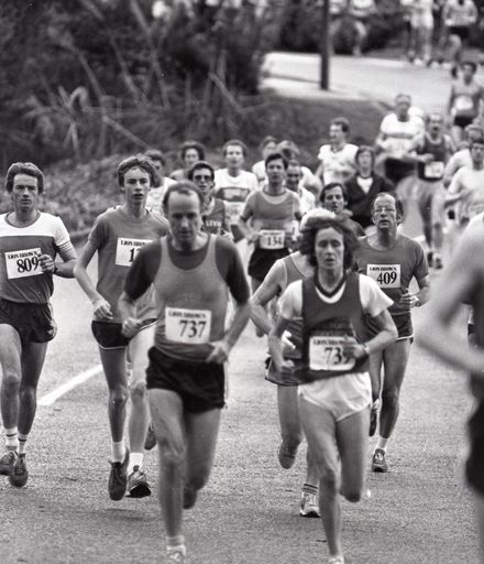 2022N_2017-20_039915 - Manawatu Lion Brown half-marathon 1984
