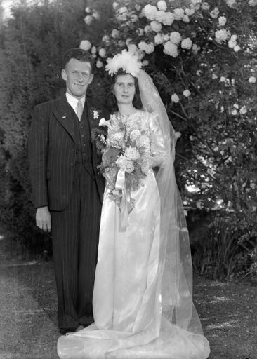 Hansen Wedding - Bride and Groom