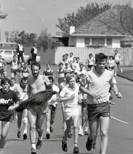 What a Fantastic run! - Manawatu Evening Standard Fun Run 1984