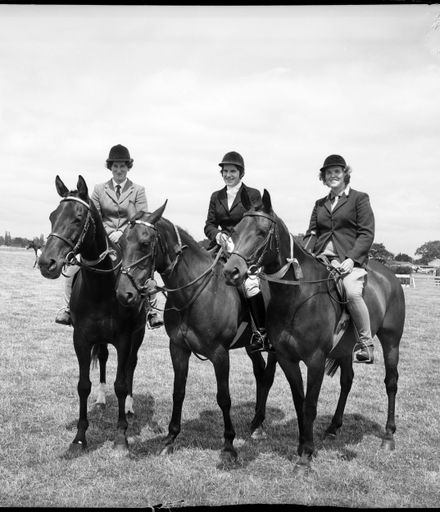 "Feilding Show" Equestrians